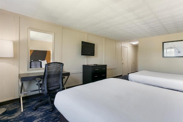 Eisenhower Hotel and Conference Center image 18